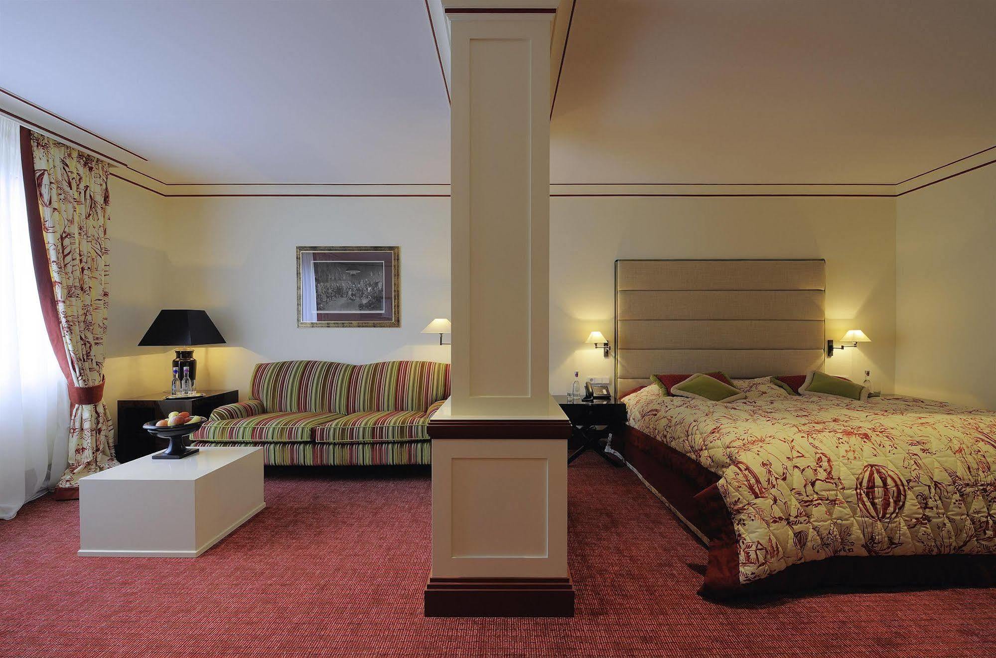 Grandhotel Hessischer Hof - Hotel Frankfurt Frankfurt pe Main Cameră foto